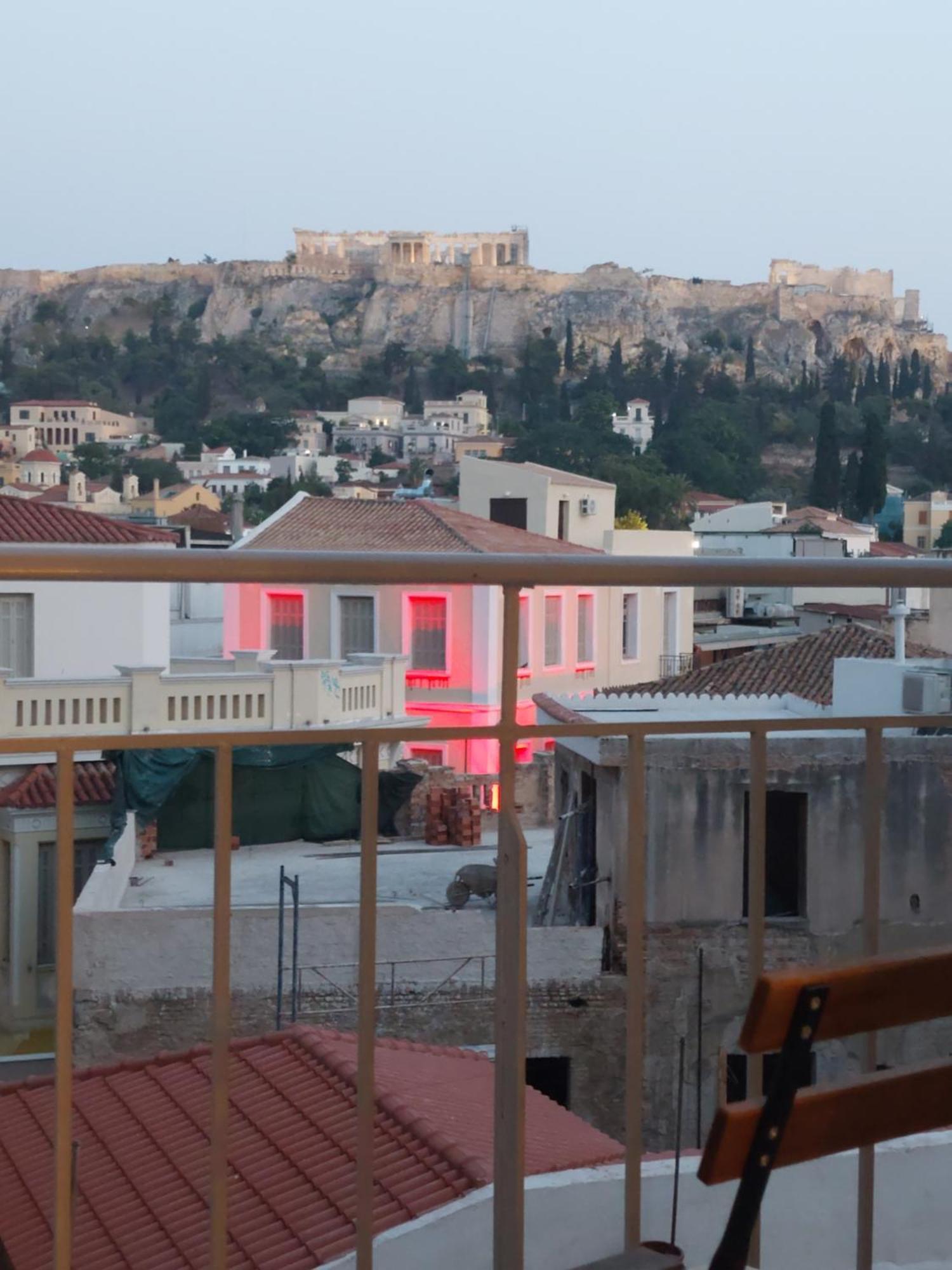 Luxury Apartment Overlooking The Citadel Of Tsakas Athens Luaran gambar